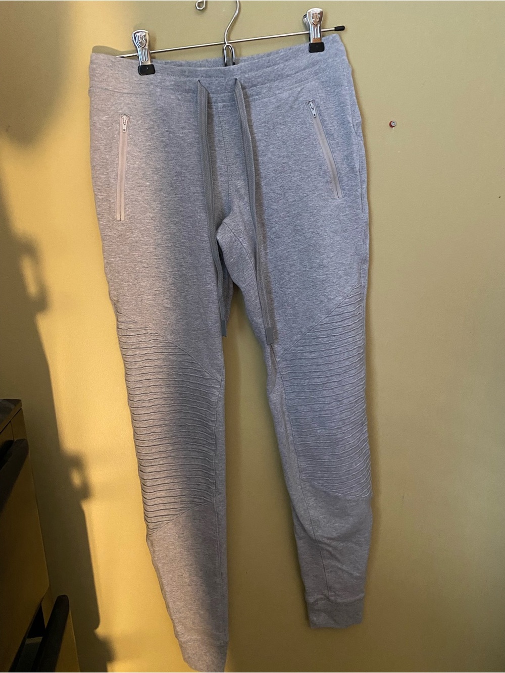 ALO Yoga Grey Moto Joggers, Size XS